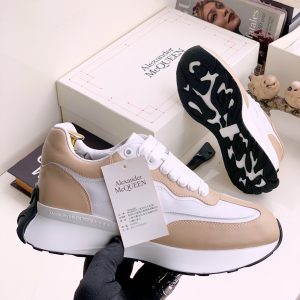 Classic McQueen Runner- Nude